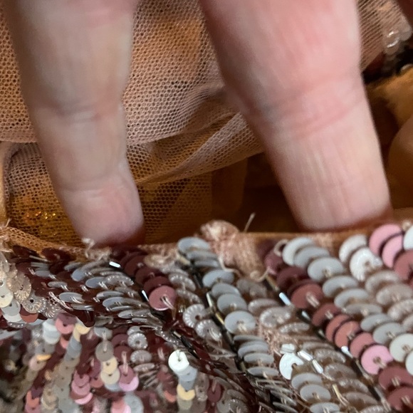 Mac Douggal Sequin Flutter-Sleeve Gown Women’s Rose Sz8  *FLAW* #001 - Picture 16 of 16